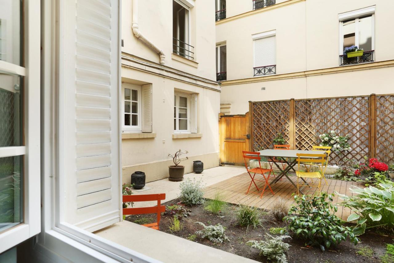 Apartment Champs Elysees By Studio Prestige Paris Bagian luar foto