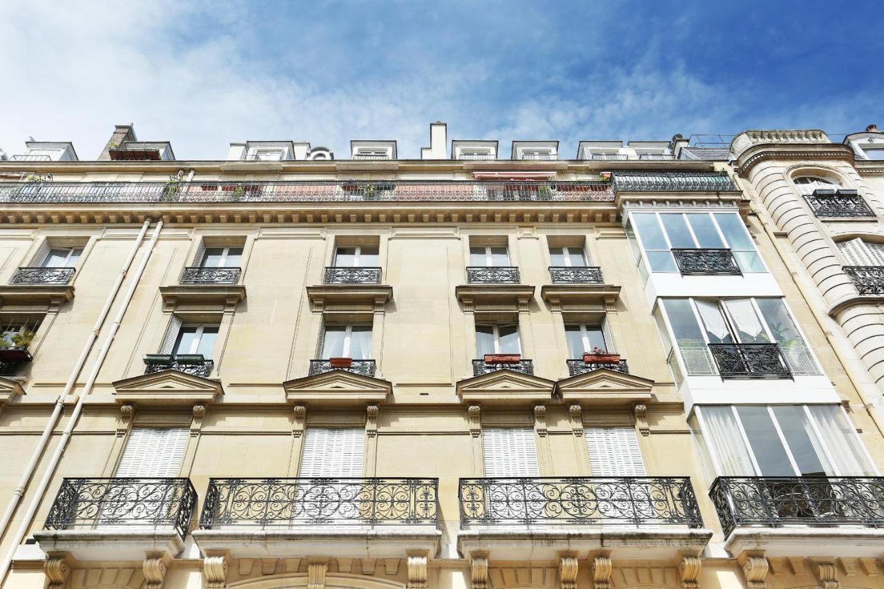 Apartment Champs Elysees By Studio Prestige Paris Bagian luar foto