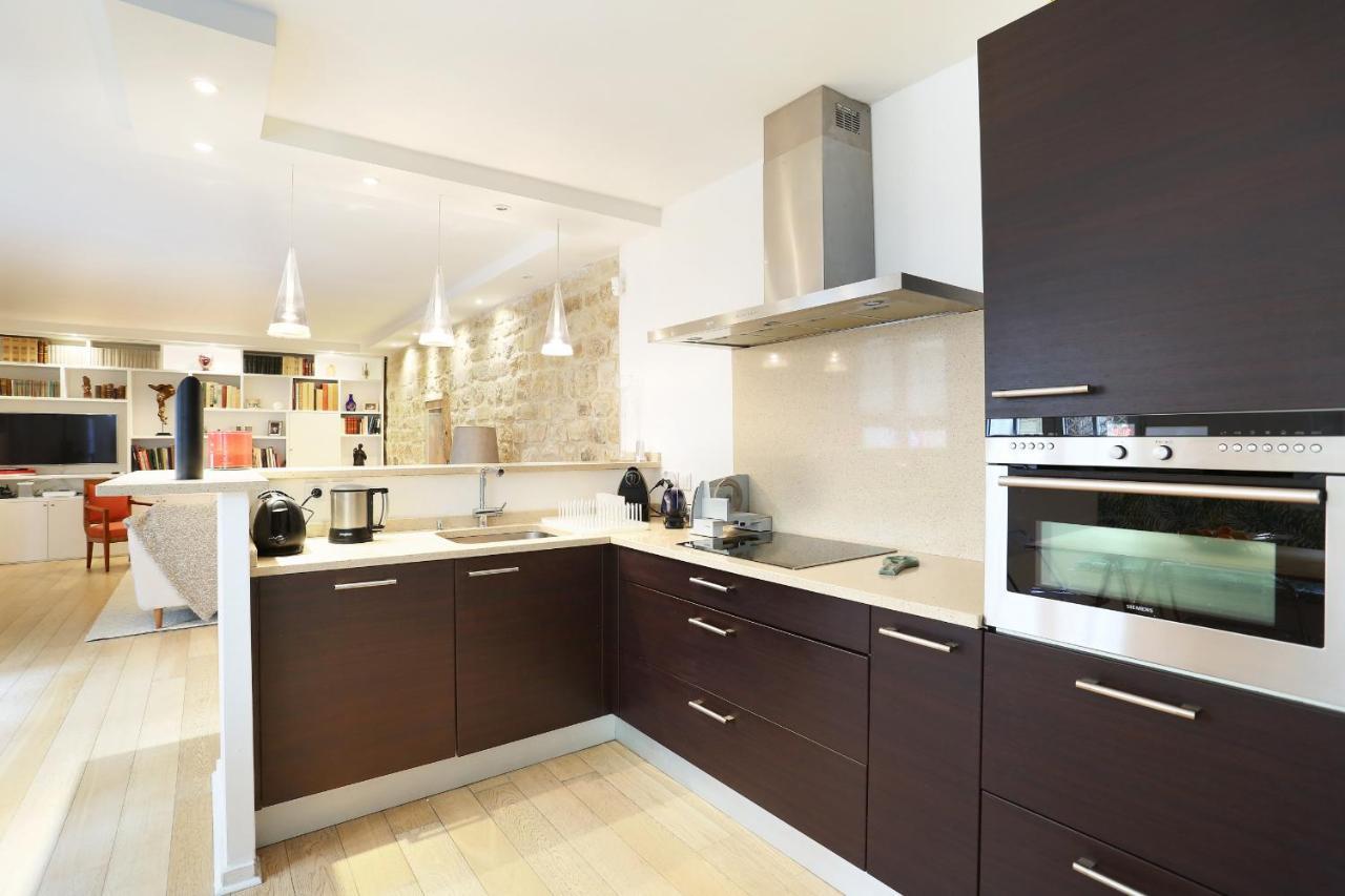 Apartment Champs Elysees By Studio Prestige Paris Bagian luar foto